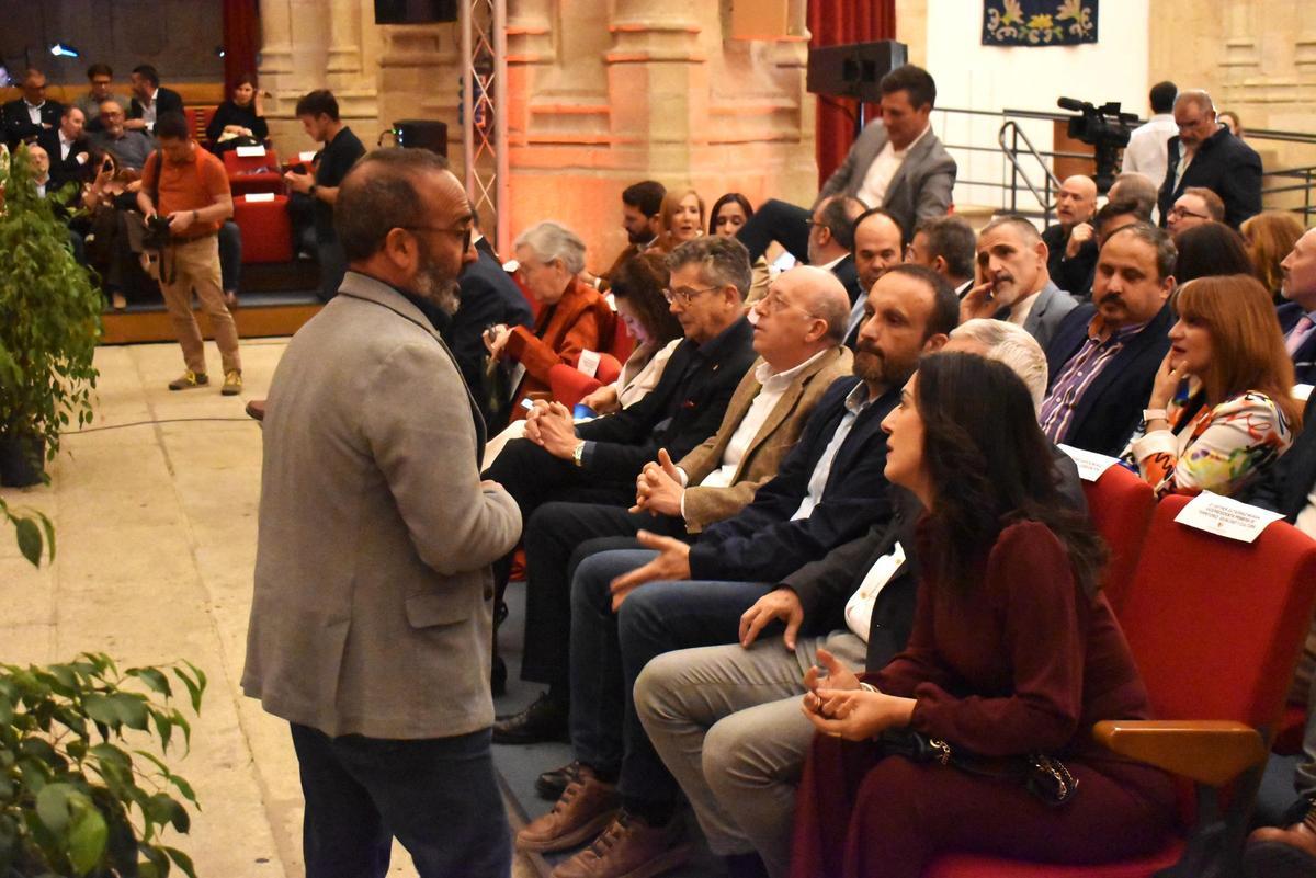 Galería | Así ha sido la gala de la Diputación de Cáceres de Certámenes Literarios 2026