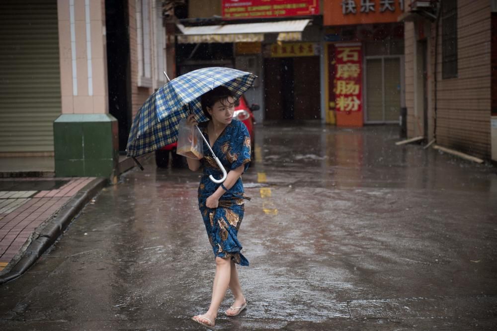 Mangkhut también siembra el caos en el sureste de China y deja más de 200 heridos