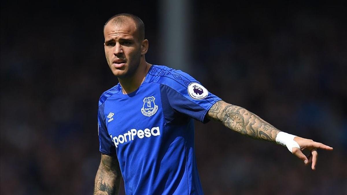 Sandro Ramírez no termina de encajar en el Everton