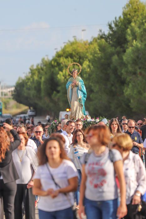 La Purísima visita el cementerio de Torrevieja