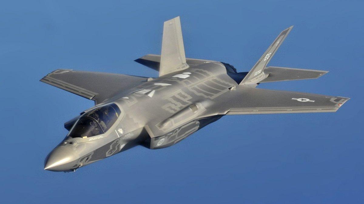 Grecia licita finalmente la compra entre 18 y 24 cazabombarderos F-35