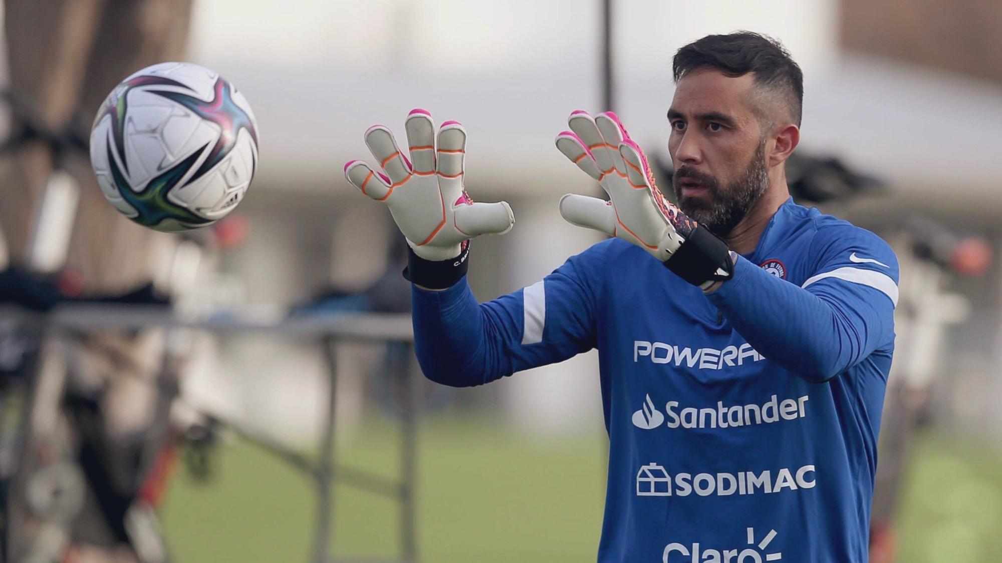 Claudio Bravo, ilusionado con la nueva temporada en el Betis