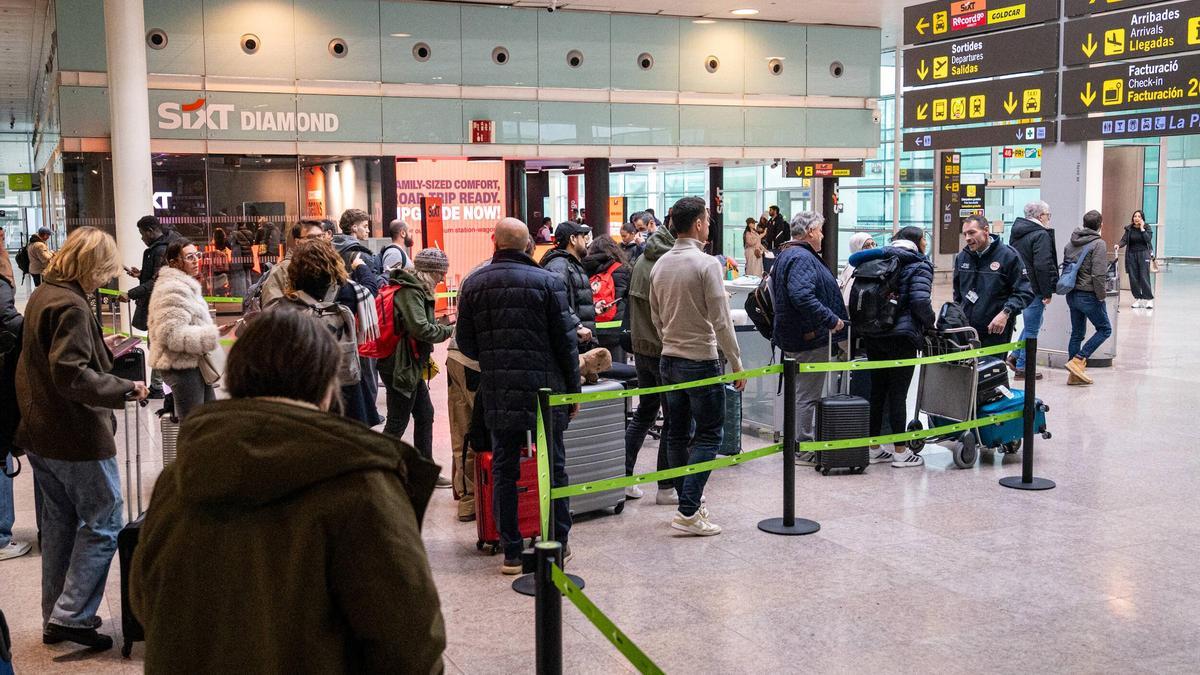 El aeropuerto de El Prat blinda su seguridad: incluye controles para acceder a las terminales