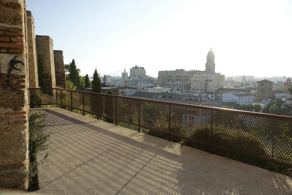 El nuevo mirador de la Alcazaba ya se puede visitar.