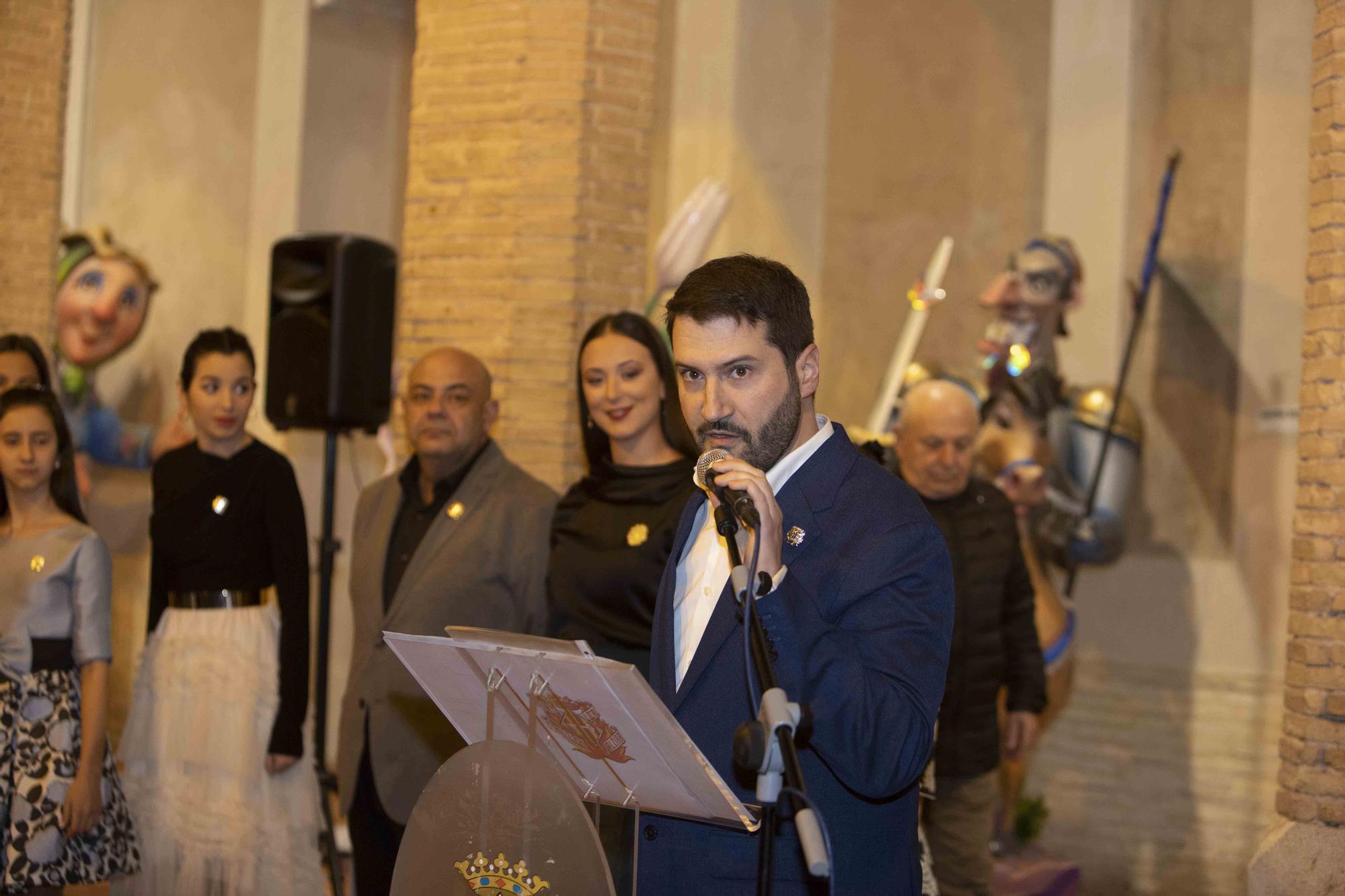 Alzira otorga los premios a los mejores "ninots"