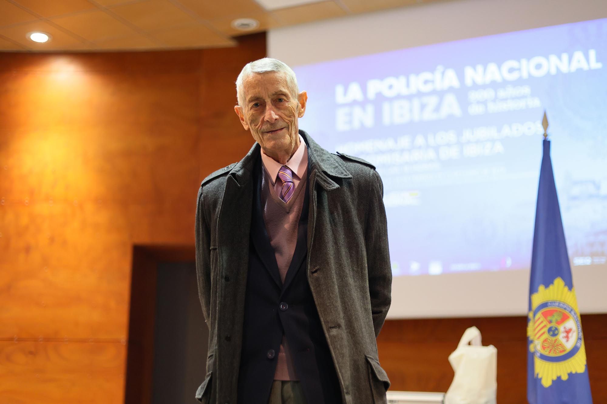 Homenaje de la Policía Nacional de Ibiza a sus jubilados