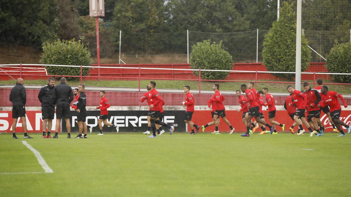 Entrenamiento del Sporting en Mareo.