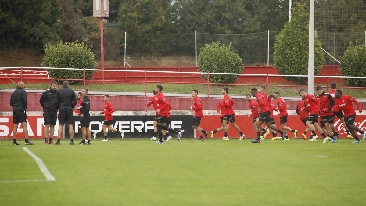 Entrenamiento del Sporting en Mareo.