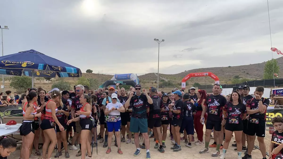 Agustín Hernández y Esther Sánchez triunfan en el Lucero Trail de Perín