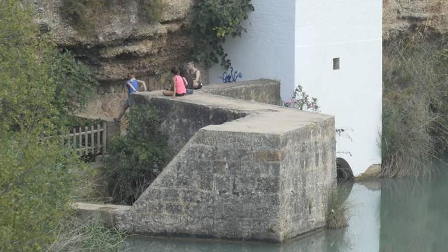 Regantes del Millars replican al Consell que no cederán su agua