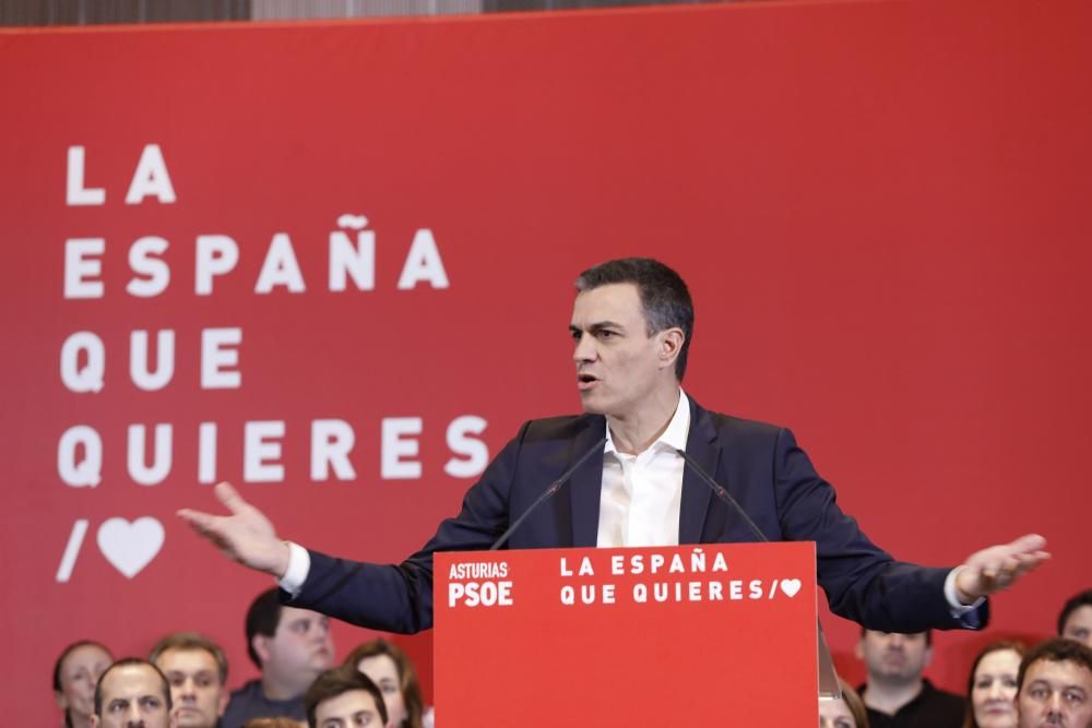 Mitín de Pedro Sánchez en Gijón