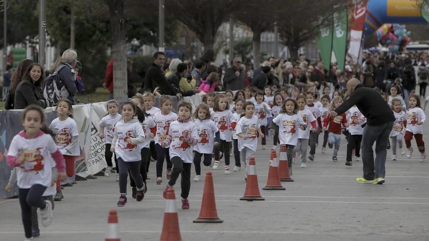 Una de las categorías femeninas, tras tomar la salida.