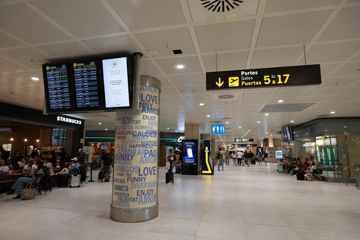 Así es un día en el aeropuerto de Ibiza Así es un día en el aeropuerto de Ibiza