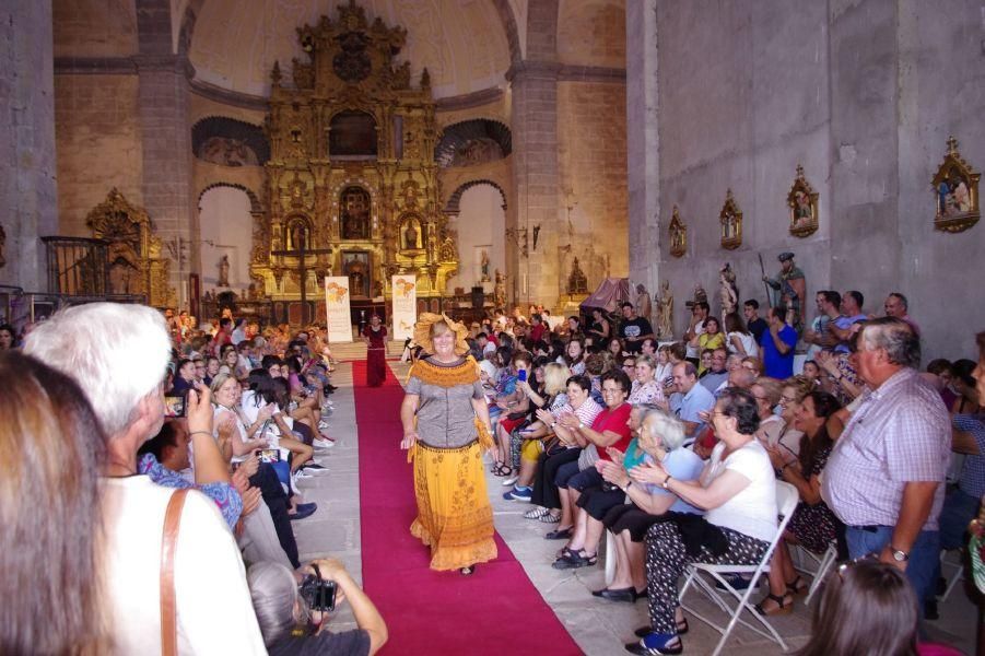 Desfile solidario en Fuentesaúco