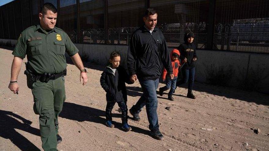 Trump planea eliminar servicios educativos a los niños inmigrantes detenidos