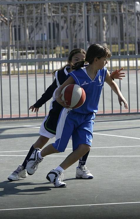 BALONCESTO: Maristas-Helios (liga de escuelas) / St Casablanca-Helios (preinfantil femenino)  / Compañía de María-Helios (benjamín femenino)  / Alierta-Helios (alevín femenino B)