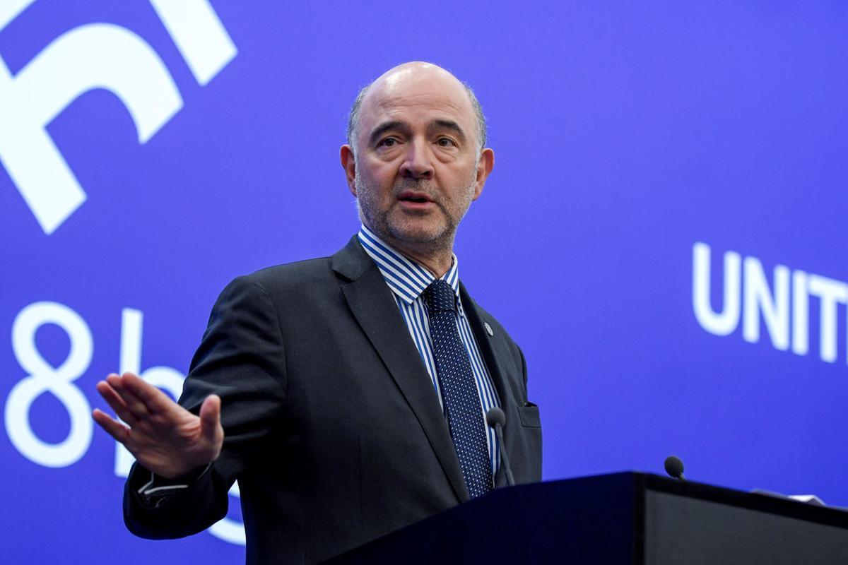 European Economic and Financial Affairs Commissioner Pierre Moscovici speaks during a news conference at the Informal meeting of economic and financial affairs ministers (ECOFIN) in Sofia, Bulgaria, April 28, 2018. Nikolay Doychinov/EU2018BG/Handout via REUTERS ATTENTION EDITORS - THIS PICTURE WAS PROVIDED BY A THIRD PARTY. NO RESALES. NO ARCHIVE.