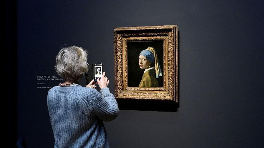 &#039;La joven de la perla&#039;, una de las piezas que acoge la exposición del Rijksmuseum.