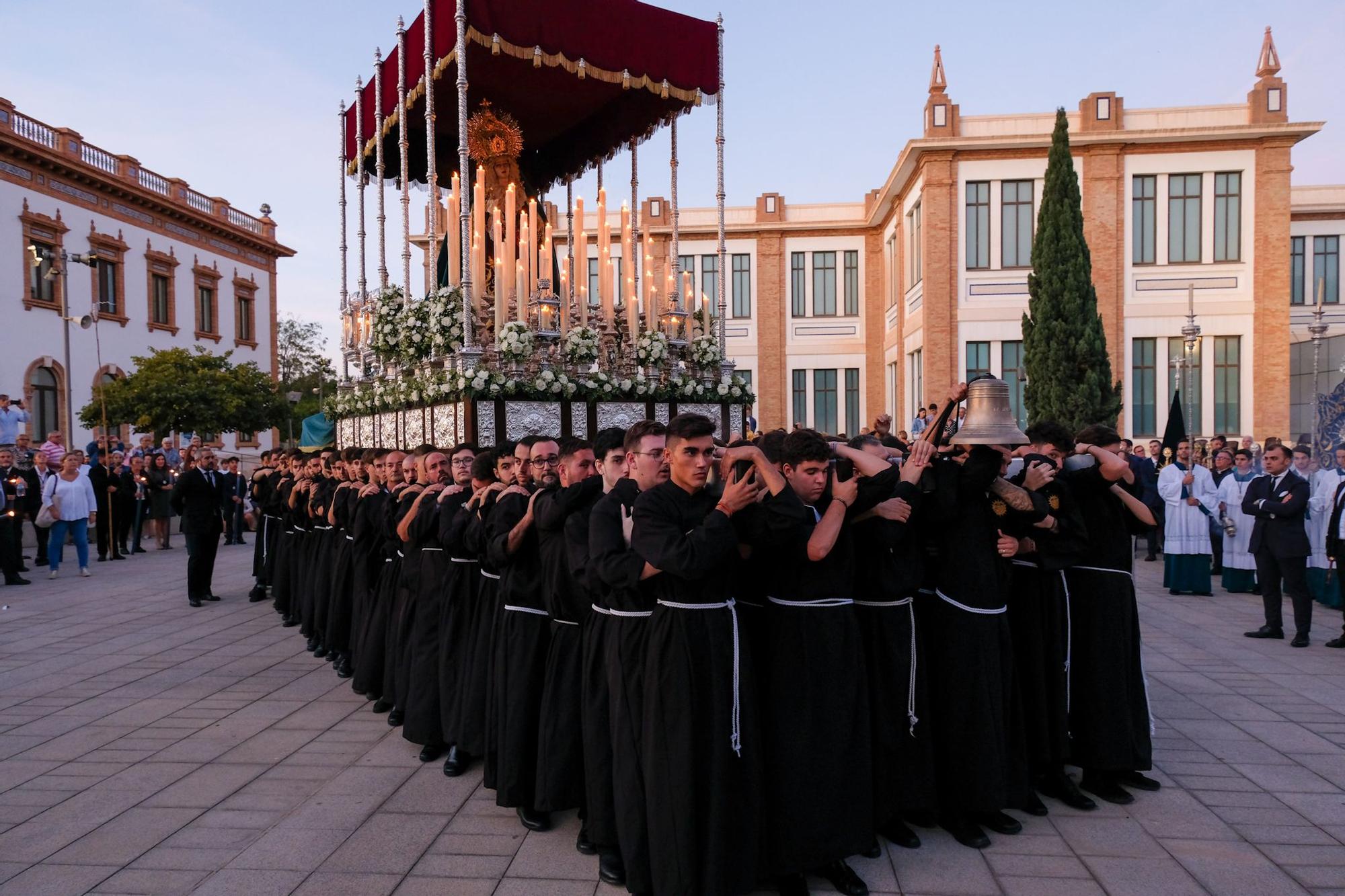 La salida extraordinaria de Mediadora de Salvación, en imágenes