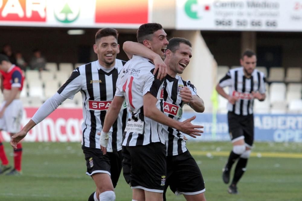 Fútbol: Segunda B - FC Cartagena - Recreativo