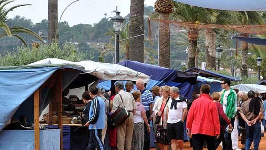 Lloret de Mar Fira artesana no exempta de polèmica