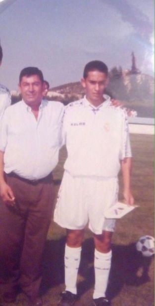 El capitán Robles con su padre