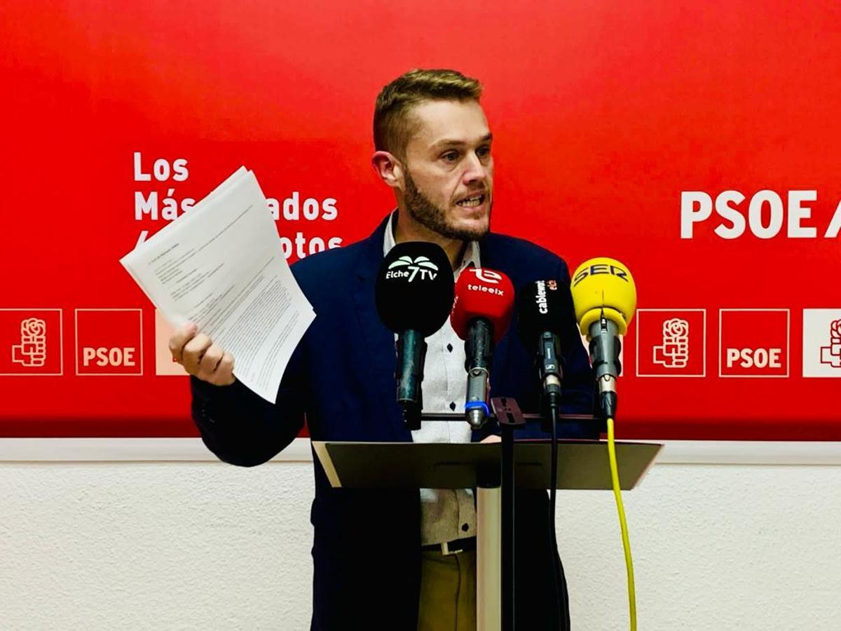 El portavoz adjunto del PSOE, Mariano Valera