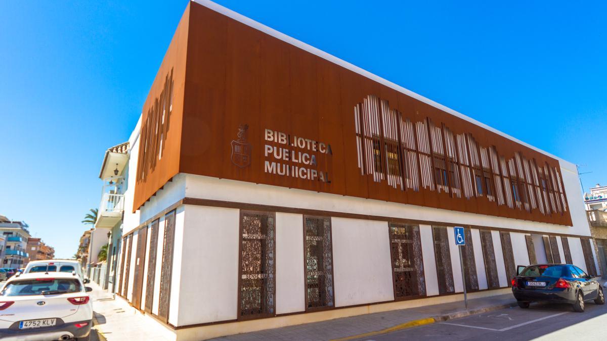 Una imagen de archivo de la biblioteca pública municipal de Rafelbunyol