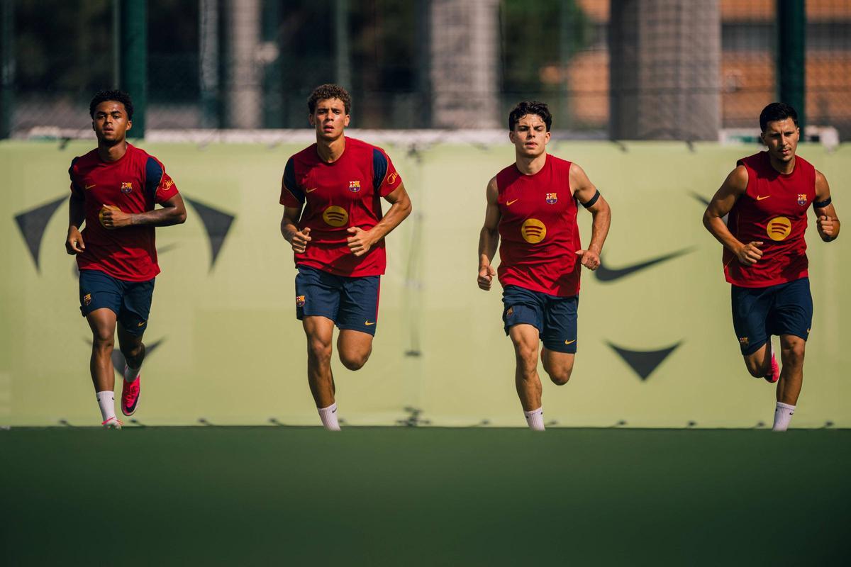 Los jugadores del Barça, durante un entrenamiento de pretemporada
