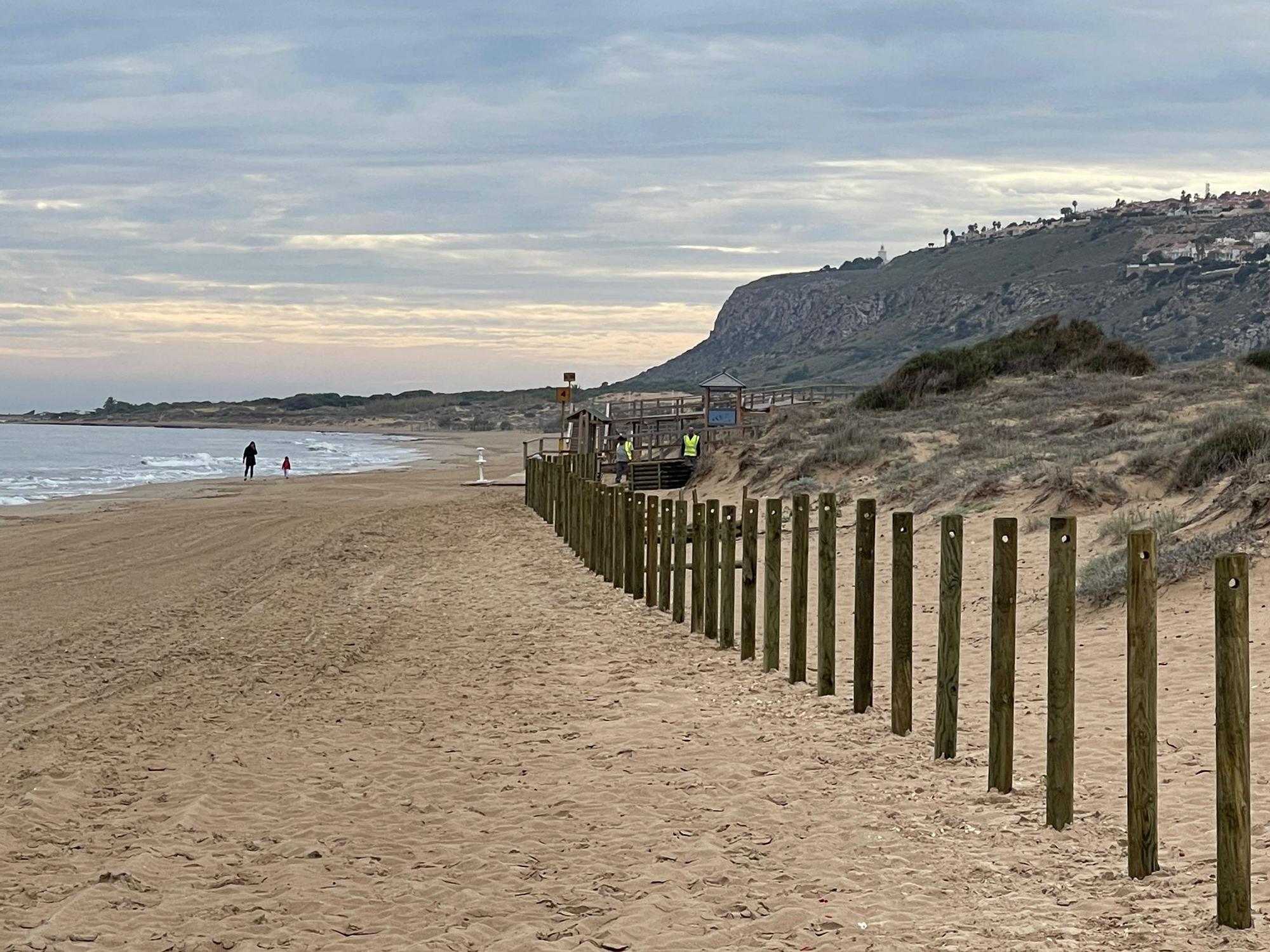 El nuevo "look" de las playas de El Altet y Arenales