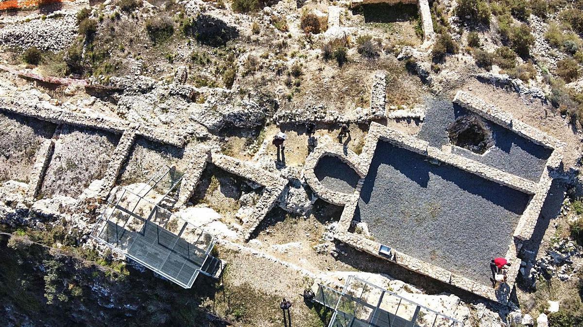 Vista general del yacimiento del Monastil en donde se produjo el hallazgo arqueológico 