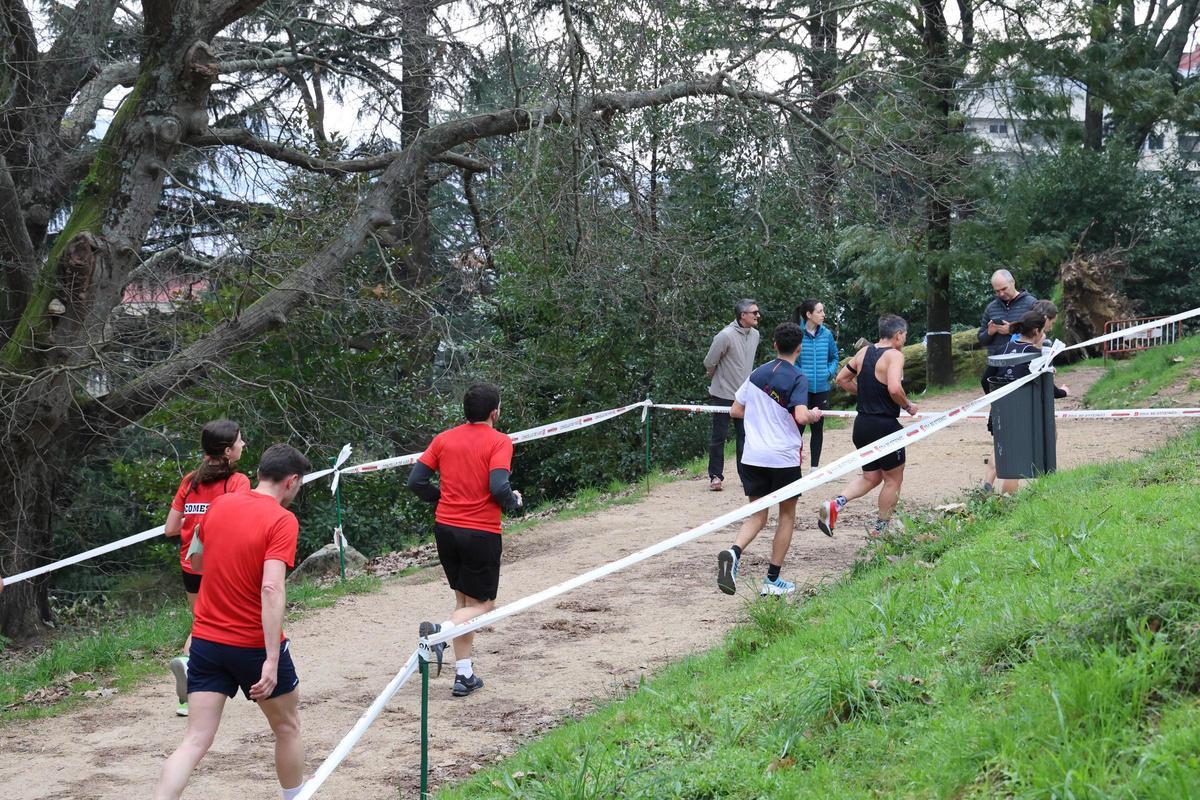 Más de 400 atletas miden sus fuerzas en la Subida ao Castro