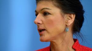 Sahra Wagenknecht, durante la rueda de prensa en la que ha presentado su nuevo partido, este lunes en Berlín.