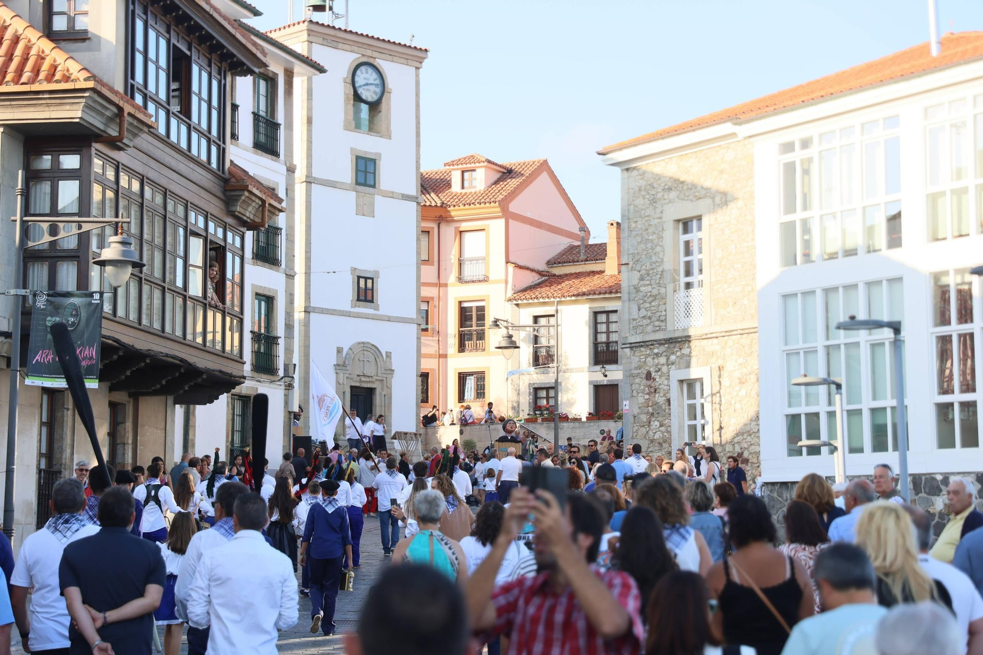 EN IMÁGENES: La procesión de "la llamada de la mar" en el Carmen de Luanco