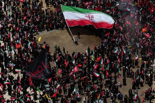 Irán advierte de una guerra "total" si EEUU continúa "dos o tres días más" con sus ataques