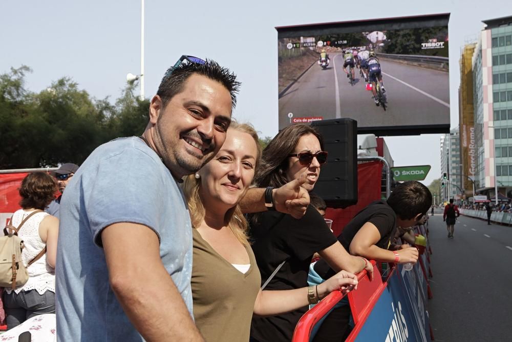 Llegada de la Vuelta a España al Muro de San Lorenzo