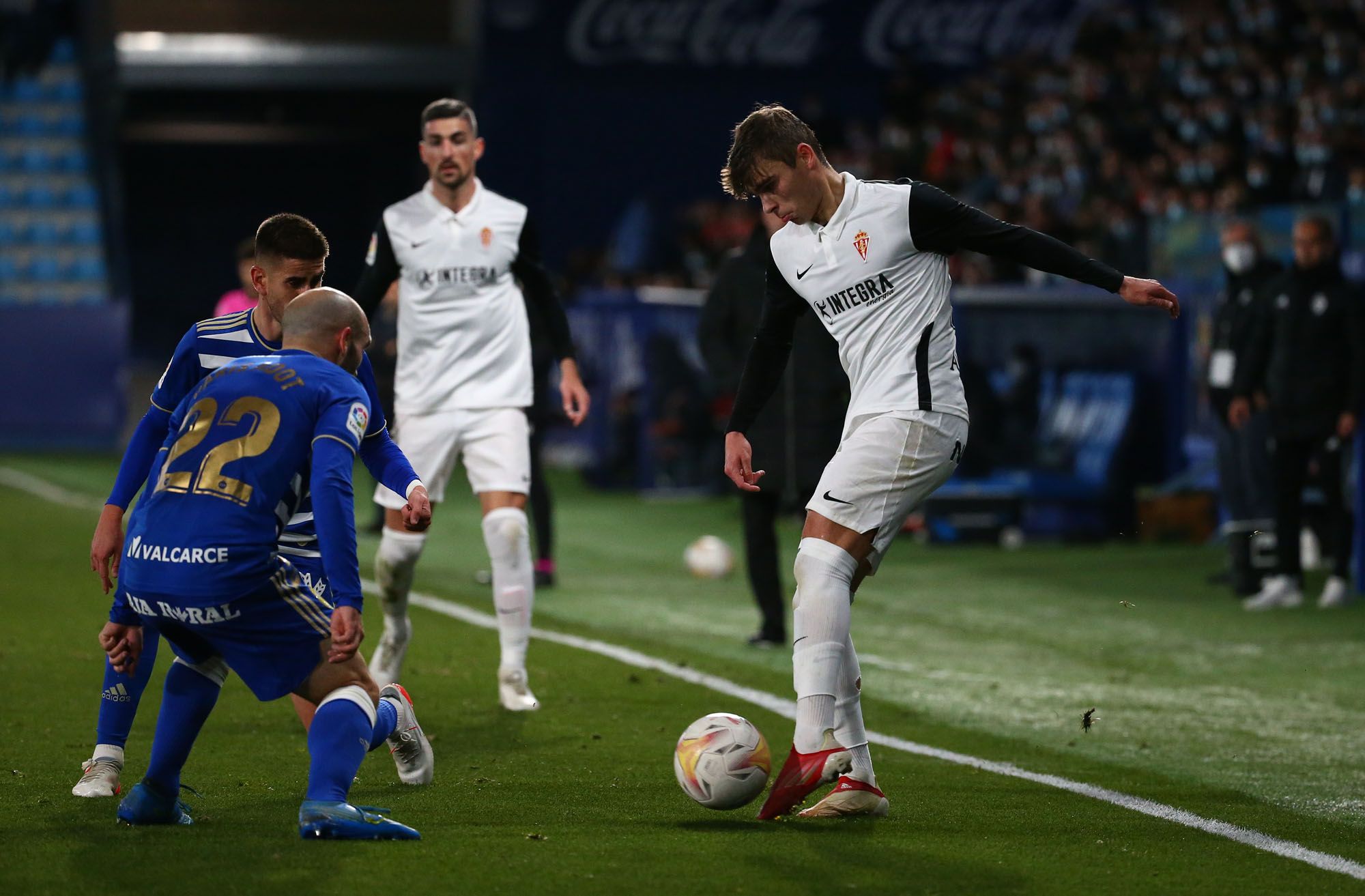 En imágenes: el Sporting cae con estrépito en El Toralín (4-1)