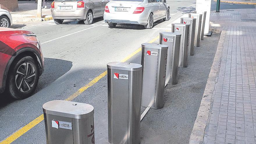 Pinchazo con las estaciones de Bicielx en El Pla-Sector V