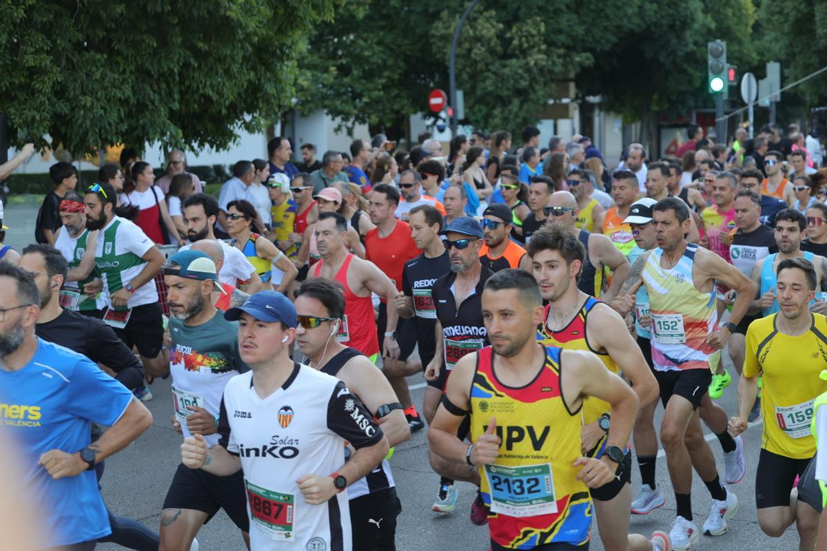 Búscate en la carrera Marta Fernández de Castro Búscate en la carrera Marta Fernández de Castro