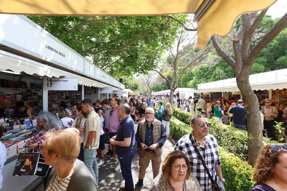 La Fira se celebra en los Jardines de Viveros.