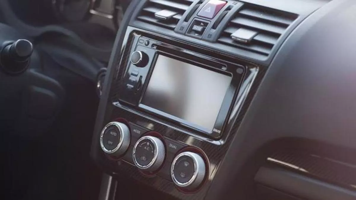 Este es el género musical que escuchas en tu coche según tu edad