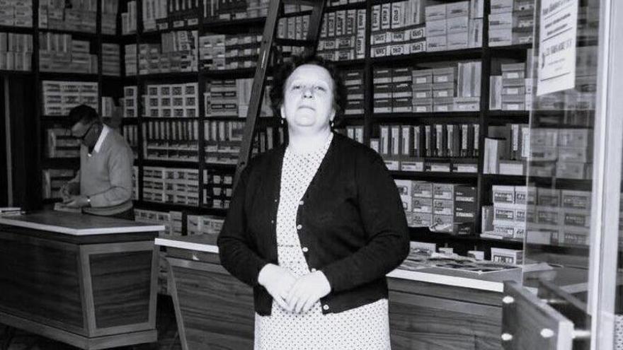 El comercio de A Estrada pierde a Inés Nogueira, el alma de Calzados La Esquina