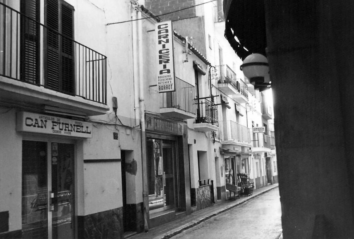 Els establiments Can Furnell i Barrot, de Roses.