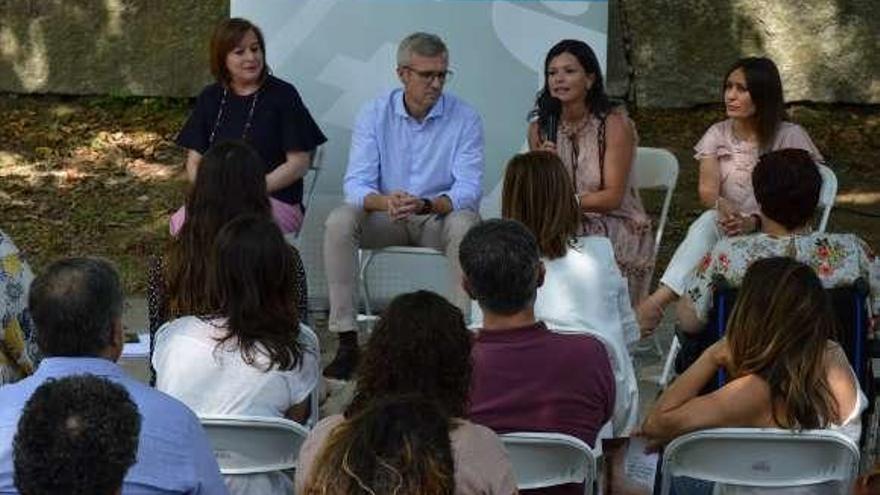 López Abella, Alfonso Rueda, Nidia Arevalo y Sara Cebreiro, ayer. // D.P.