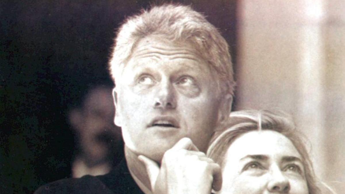 Bill Clinton asombrado por la belleza del castillo de Bellver