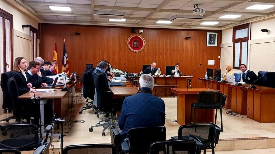 El oficial de notaría acusado de estafa en Mallorca: “Actué mal, perdí el sentido de la realidad, pido perdón a todos por el daño causado”