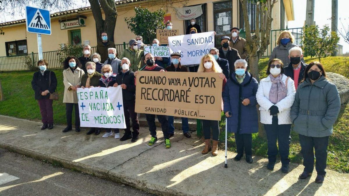 Manifestación por la sanidad en Pozoantiguo, hace unas semanas.