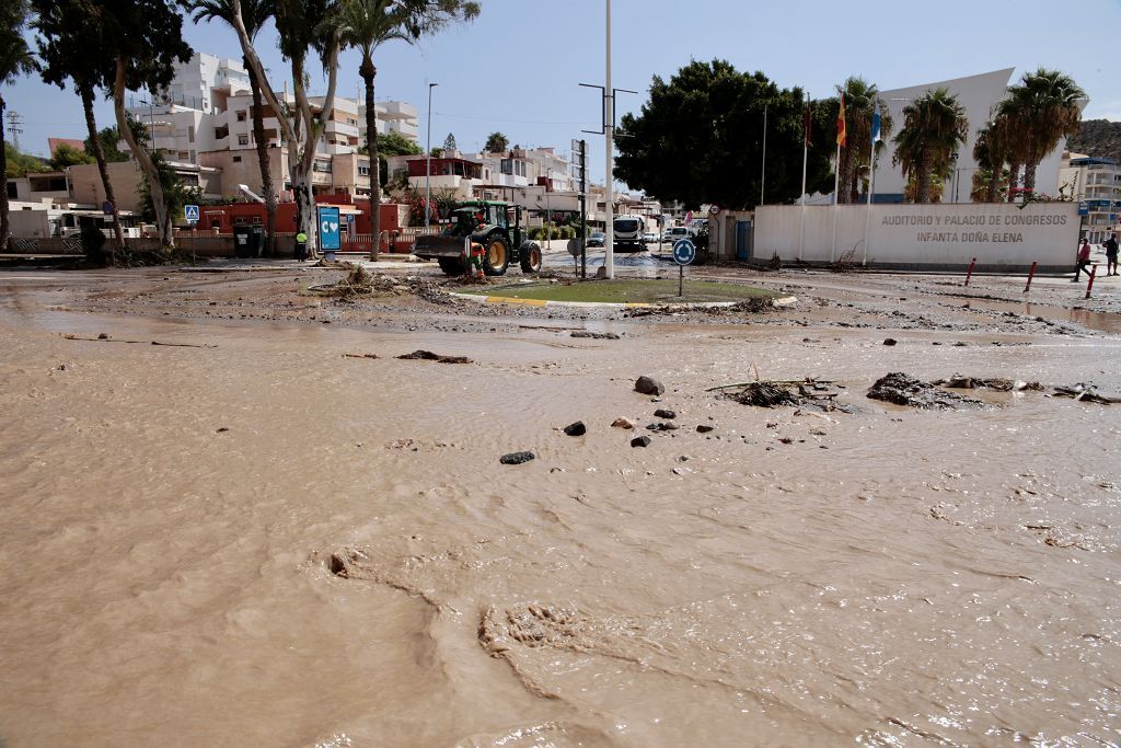 Estas son las imágenes que deja la DANA a su paso por Águilas