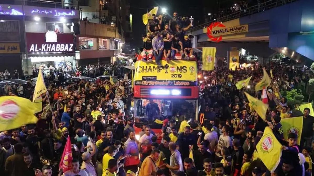 La histórica celebración del Al Ahed cuando ganó la AFC Cup, el gran título internacional del fútbol del Líbano.