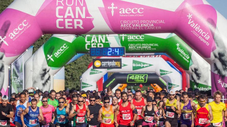 València sale a la calle a moverse contra el cáncer